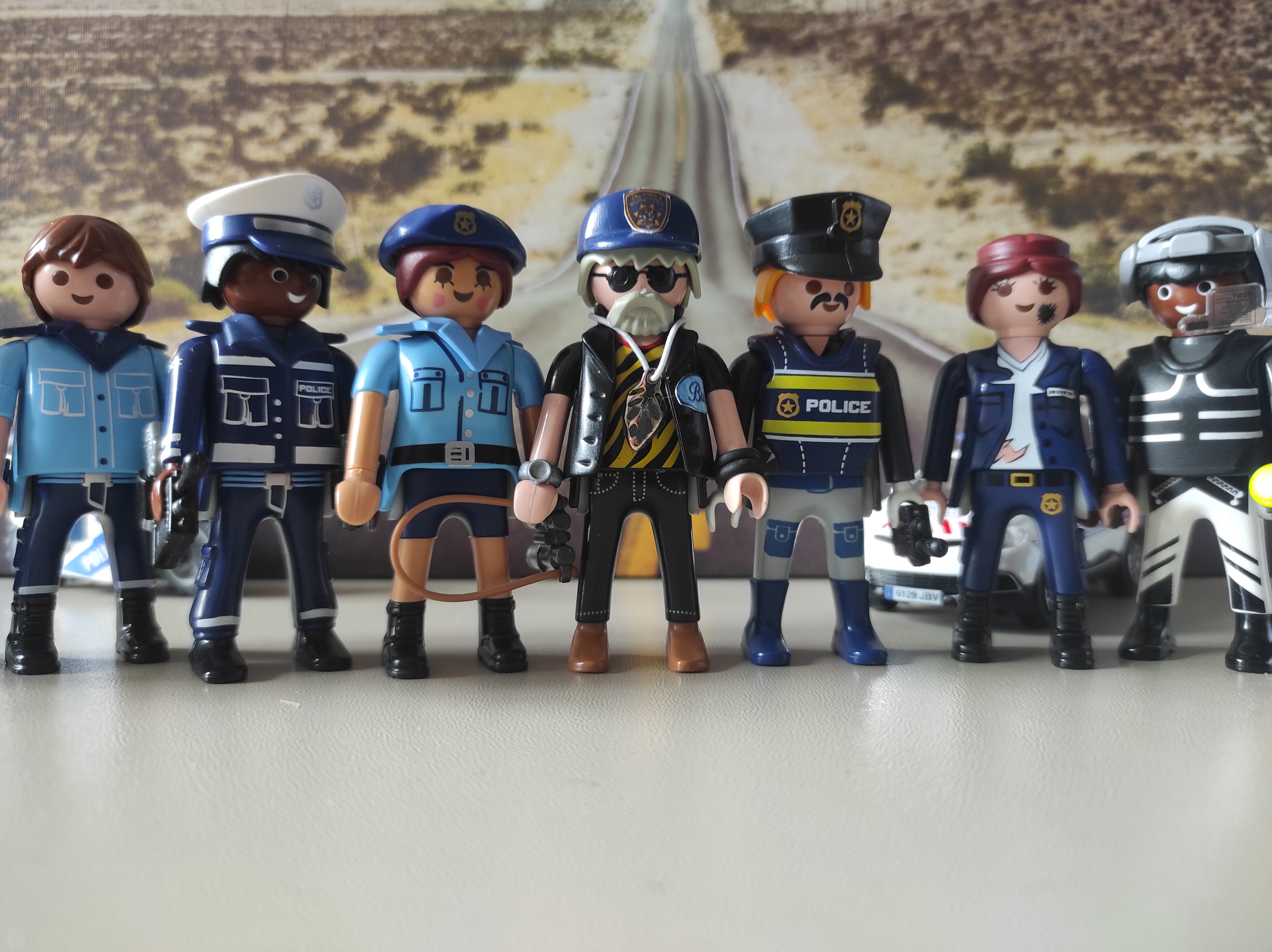 Billy Bob Thornton and police fan version Playmobil